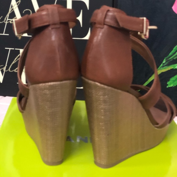 Gianni Bini Wedge Sandals - Picture 5 of 6